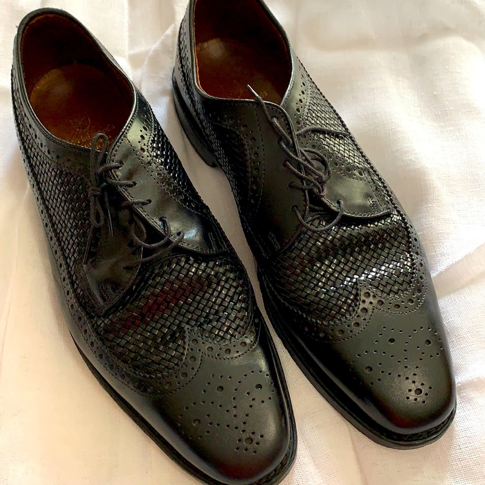 Allen Edmond black dress shoes size 10 D